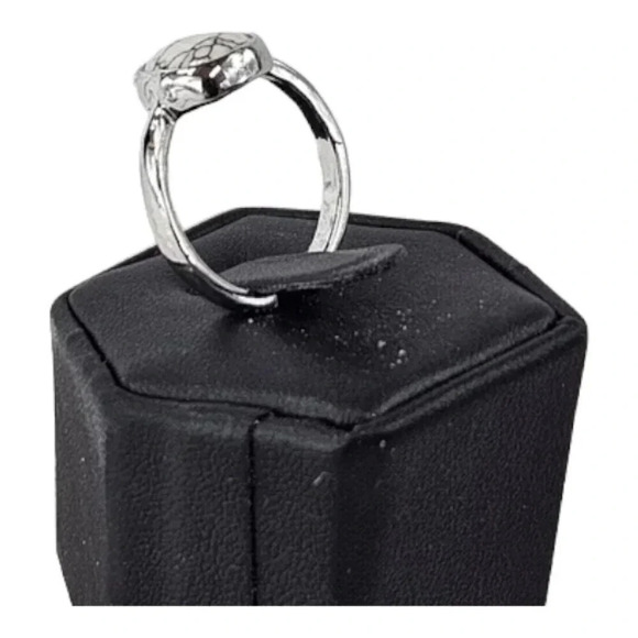 White Adjustable Fashion Ring  Circle A30 - Picture 2 of 11